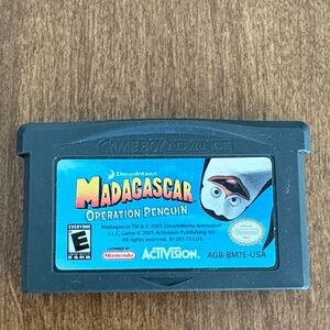 Nintendo Game Boy Advance Madagascar: Operation Penguin - Gray